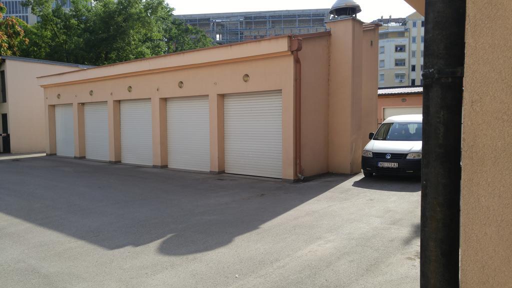 Apartman Snow White Novi Sad Exterior photo